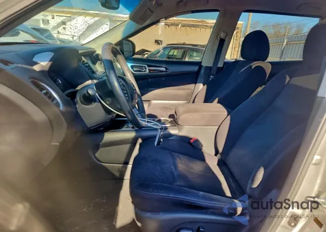 2016 Nissan Pathfinder S z USA, uszkodzony, nr VIN 5N1AR2MN6GC647258